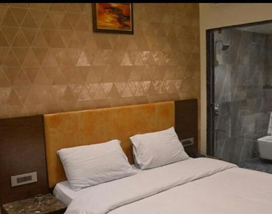 Hotel Parklane Agra (Uttar Pradesh) Bagian luar foto